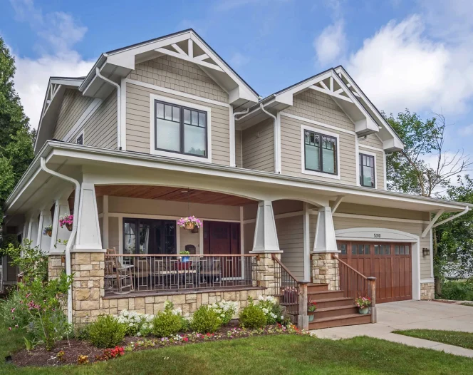 Architectural detail of a 12/12 custom Legacy Home